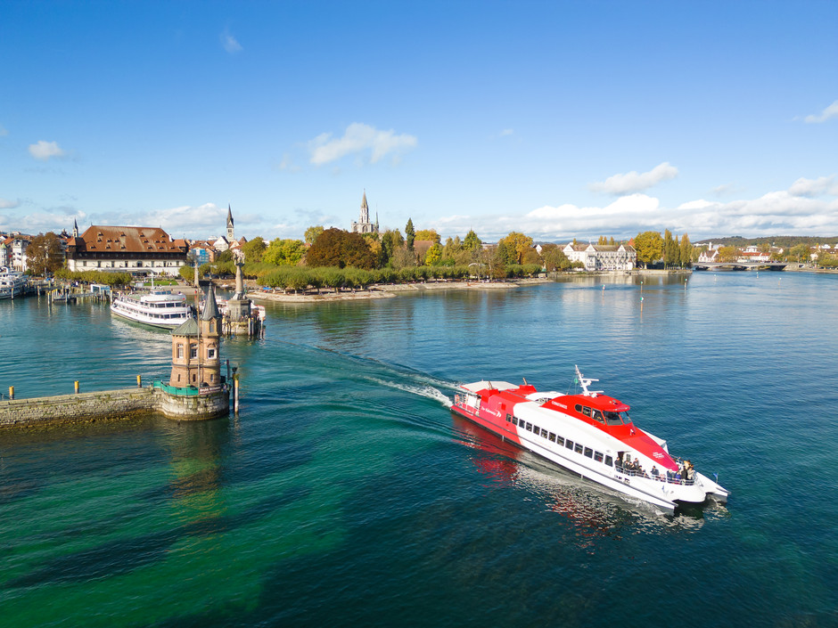 Constanze verlässt Hafen Konstanz